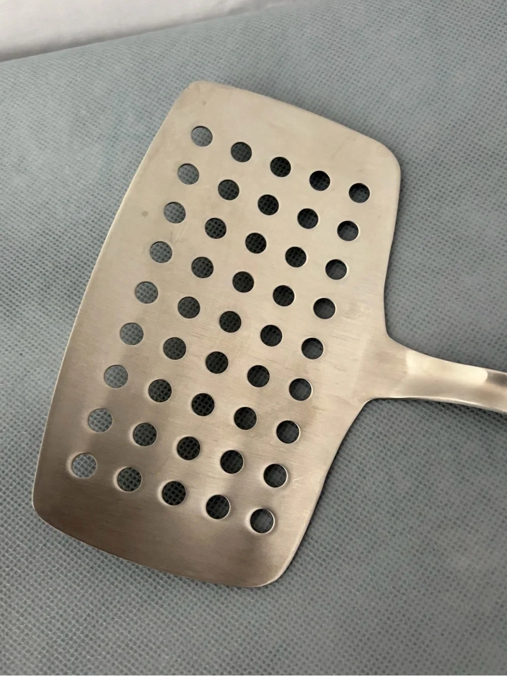 MomsCook SUS304 Stainless Steel Slotted Spatula Turner (F214)